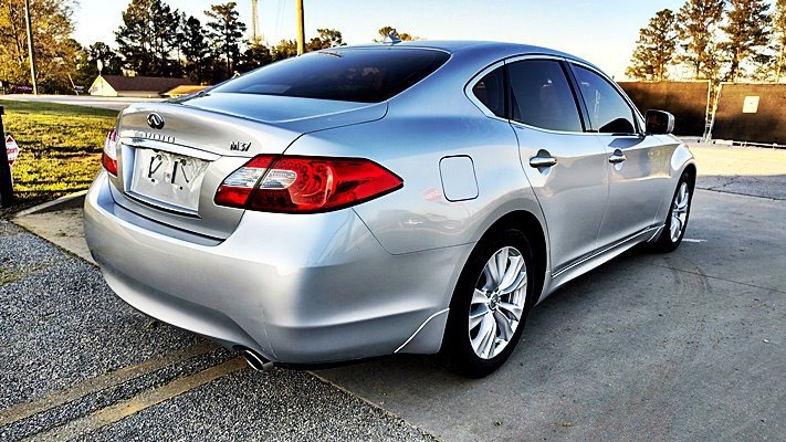 Used 2011 INFINITI M37 w/ Premium Pkg RWD image 9