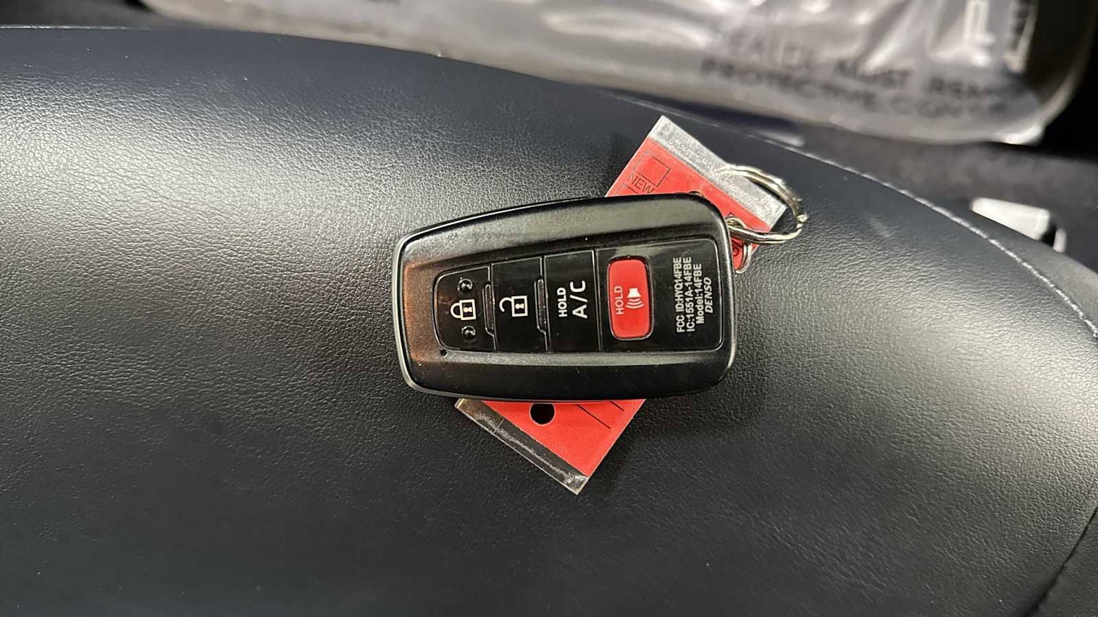 Certified 2017 Toyota Prius Prime Advanced image 31