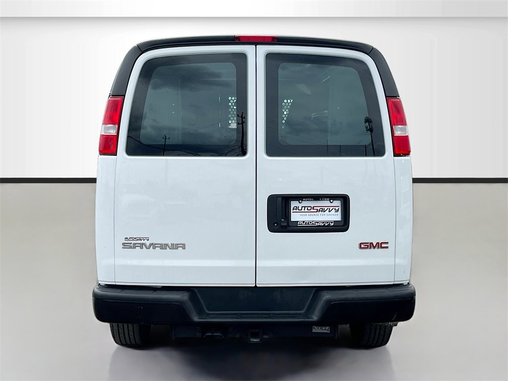 Used 2023 GMC Savana 2500 w/ Driver Convenience Package image 6