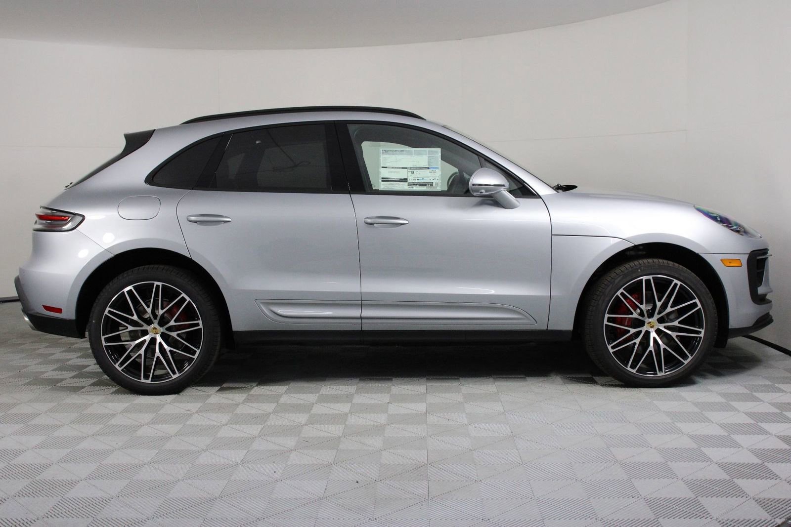 New 2026 Porsche Macan S AWD/4WD image 8