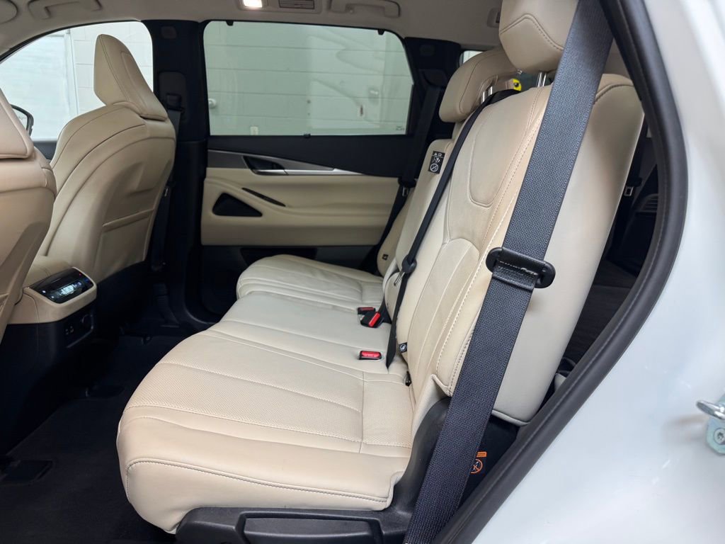 Used 2023 INFINITI QX60 Luxe w/ Cargo Package image 16