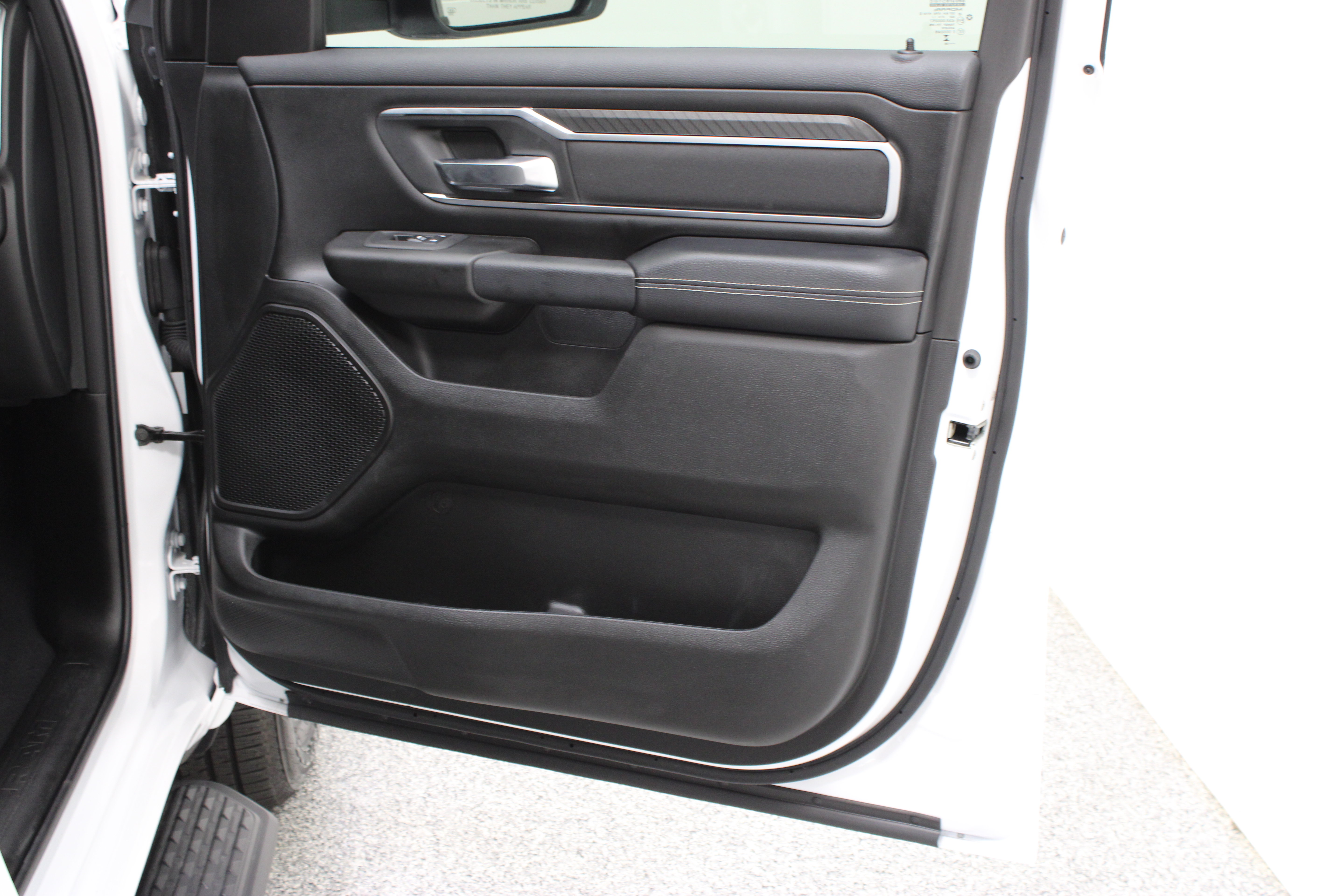 Used 2026 RAM 1500 Lone Star RWD image 34