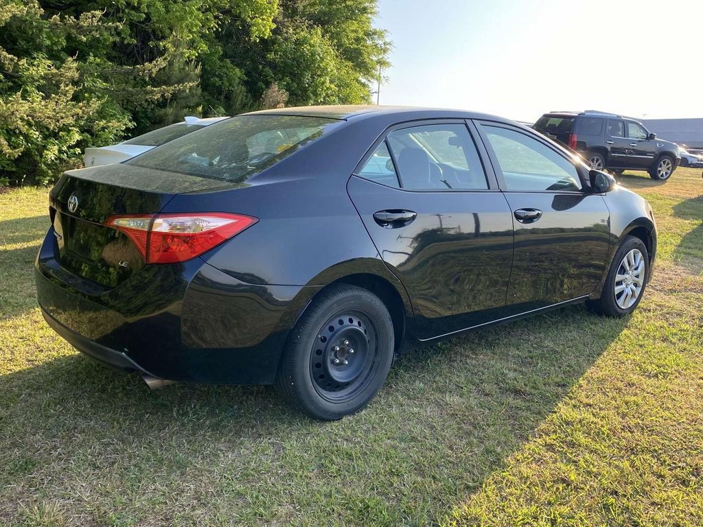 Used 2019 Toyota Corolla LE FWD image 5