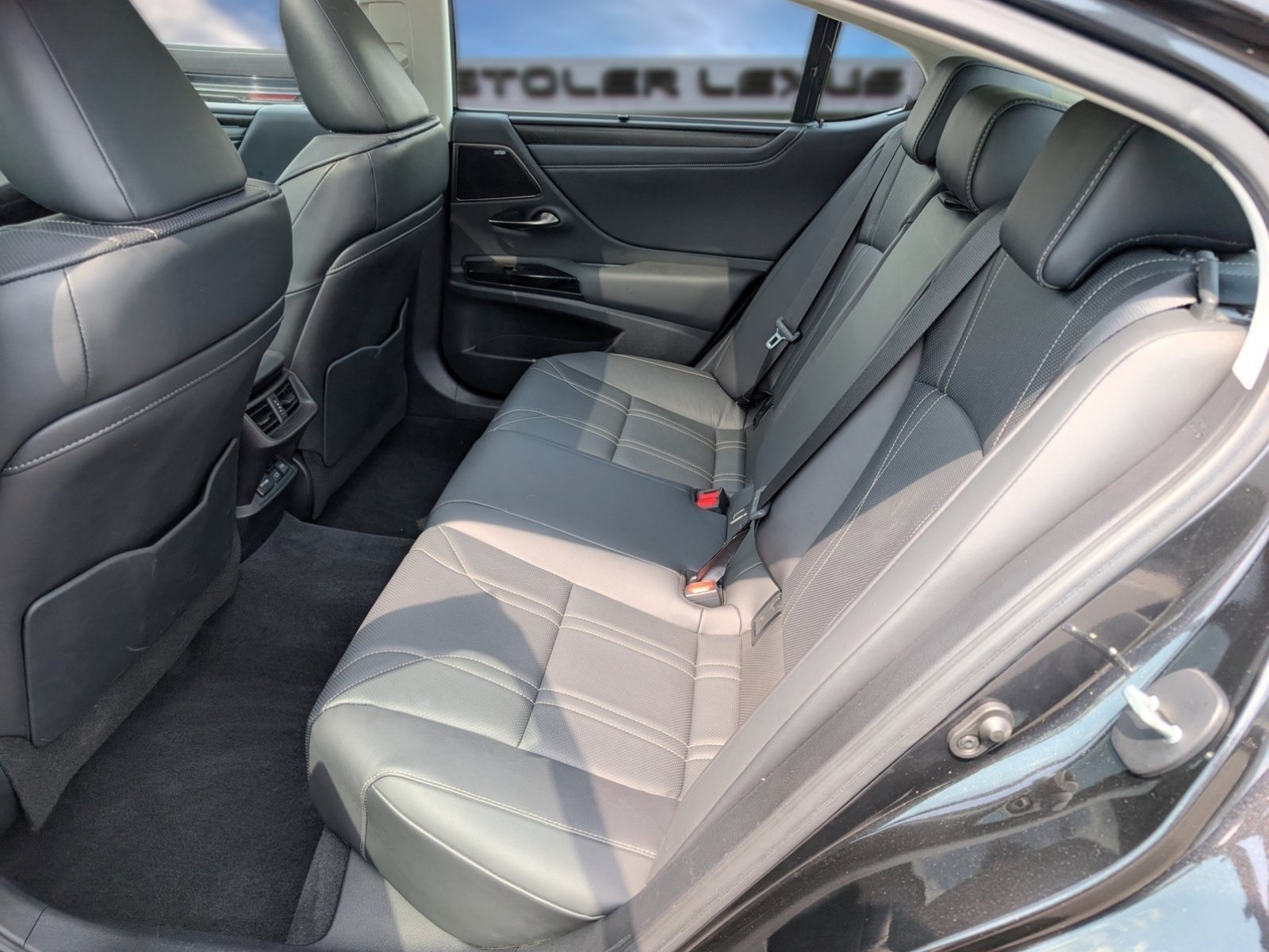 Certified 2024 Lexus ES 350 Ultra Luxury w/ Accessory Package (Z2) FWD image 15