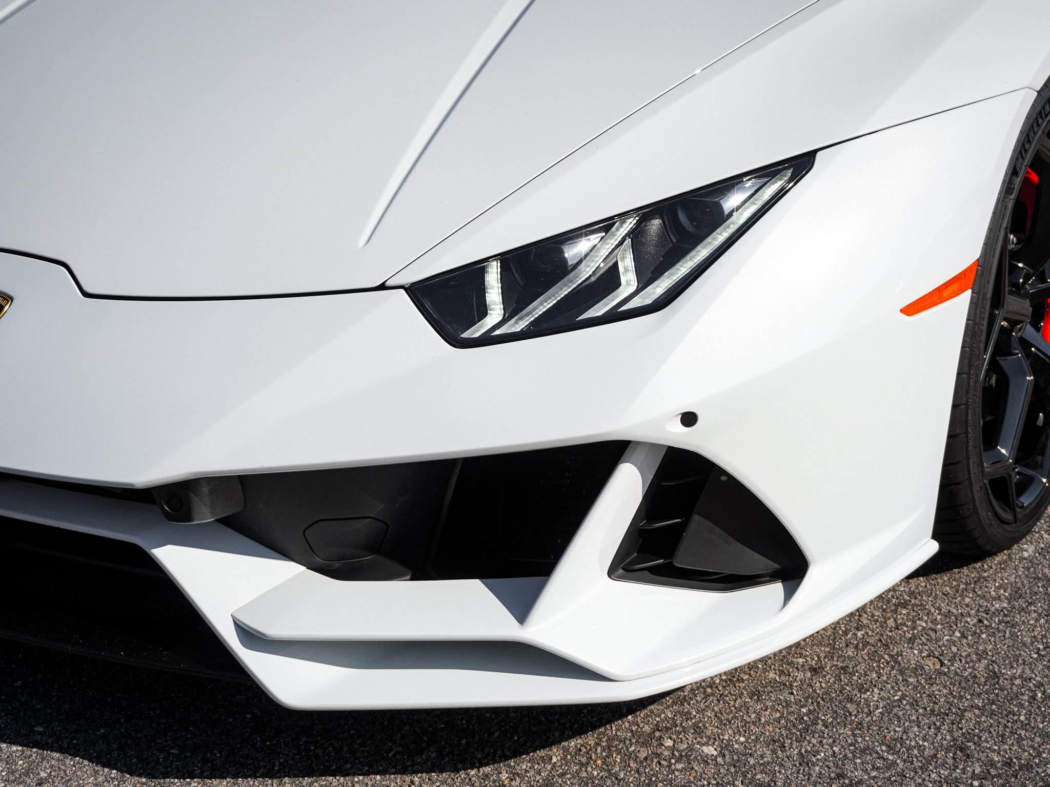 Used 2020 Lamborghini Huracan EVO AWD/4WD image 6