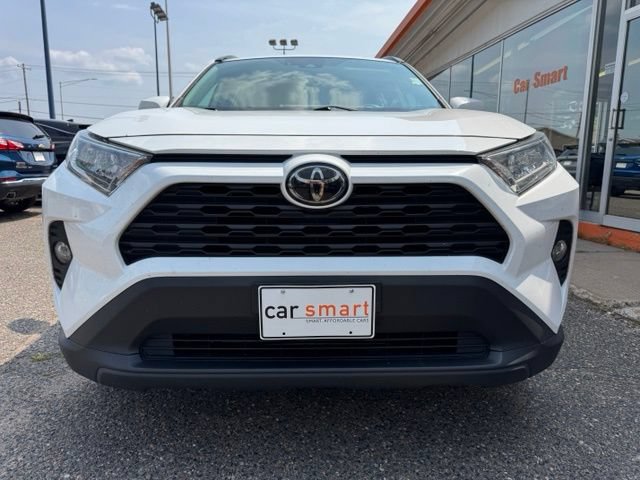 Used 2021 Toyota RAV4 XLE w/ XLE Grade Weather Package AWD/4WD image 2