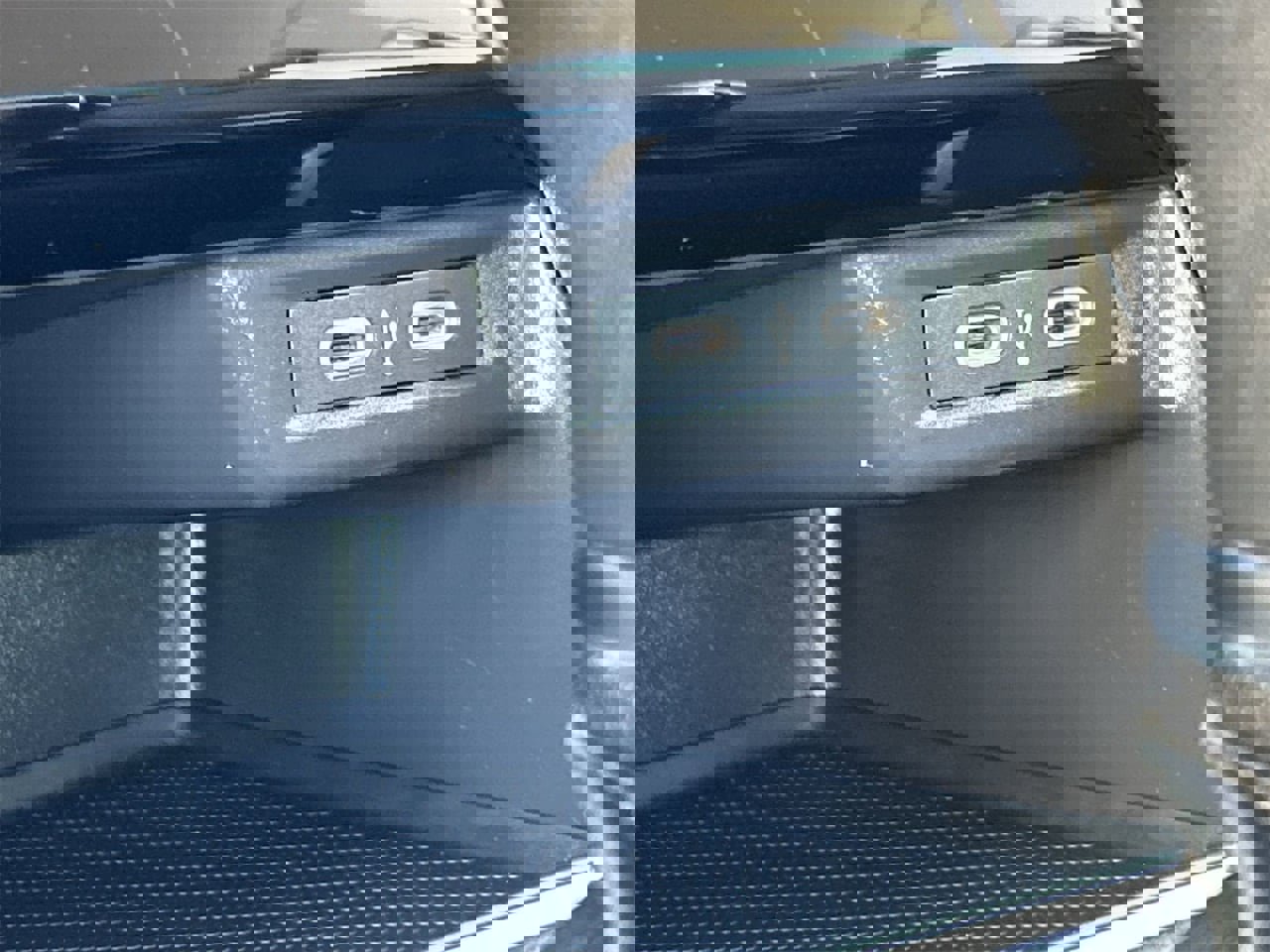 Certified 2025 Volkswagen Jetta S image 24