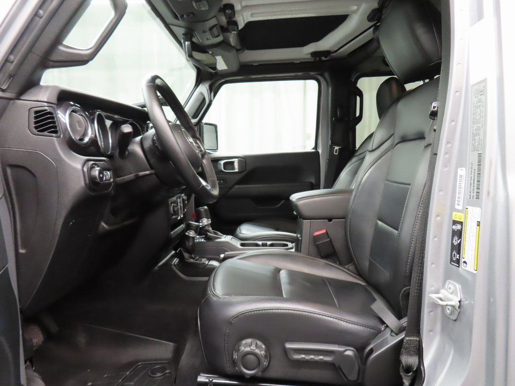Used 2021 Jeep Wrangler Unlimited Sahara image 9