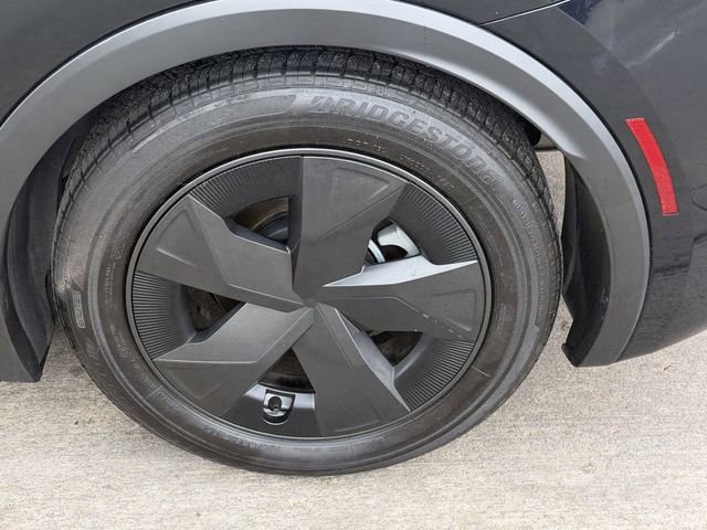 Used 2025 Toyota Prius Plug-In Hybrid image 8