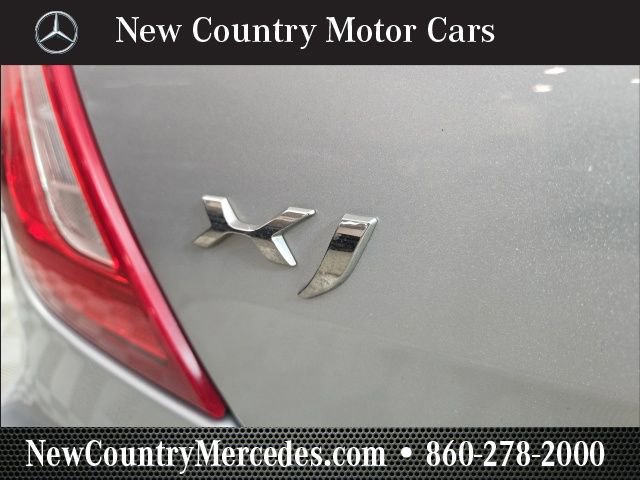 Used 2018 Jaguar XJ R-Sport image 9