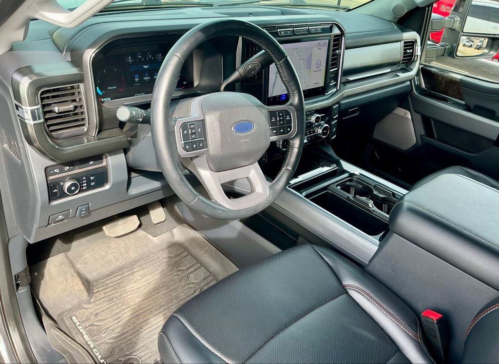 Used 2024 Ford F350 Lariat w/ FX4 Off-Road Package AWD/4WD image 39