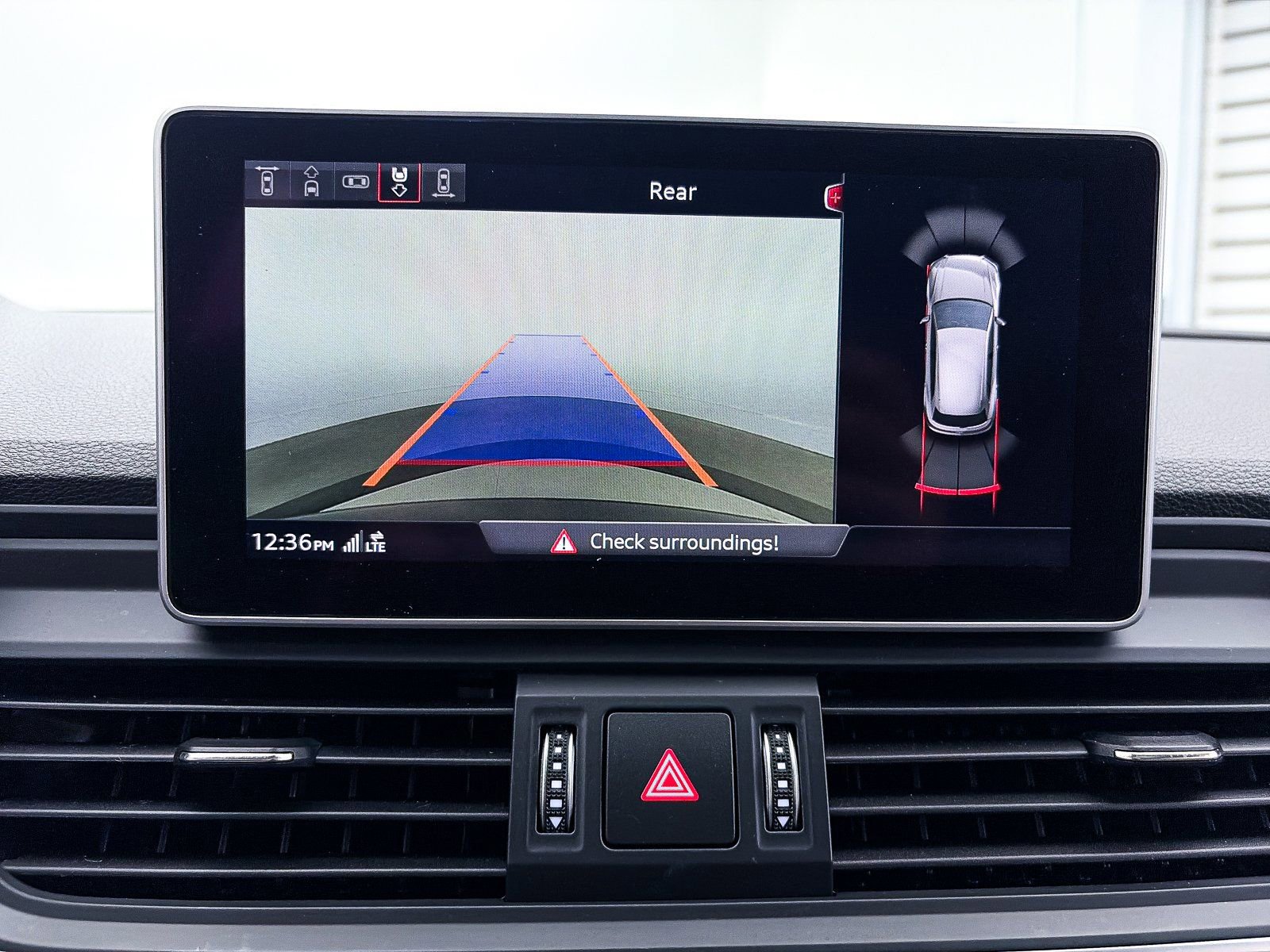 Used 2018 Audi Q5 Prestige w/ Prestige Package image 10