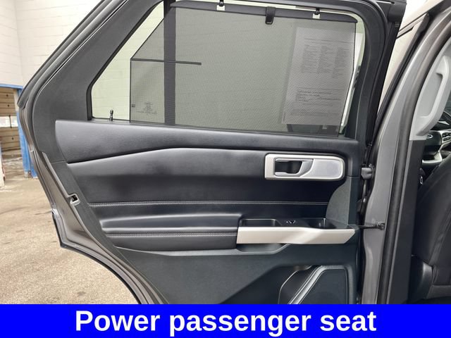 Used 2024 Ford Explorer Limited w/ Limited Technology Package AWD/4WD image 31