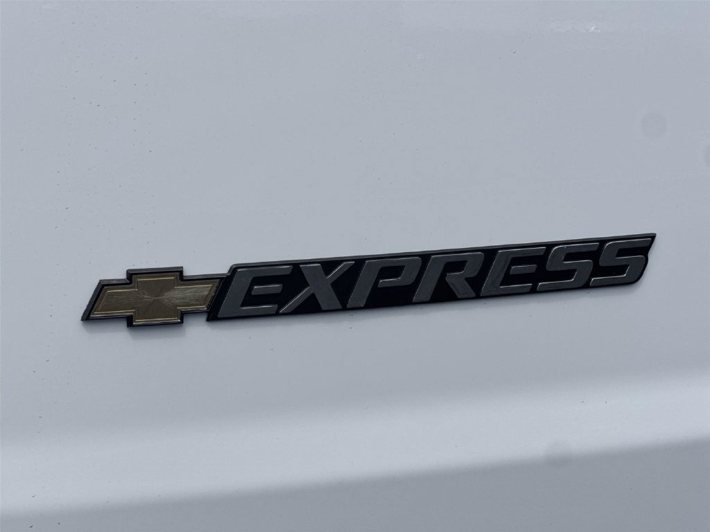 New 2026 Chevrolet Express 2500 LS RWD image 25