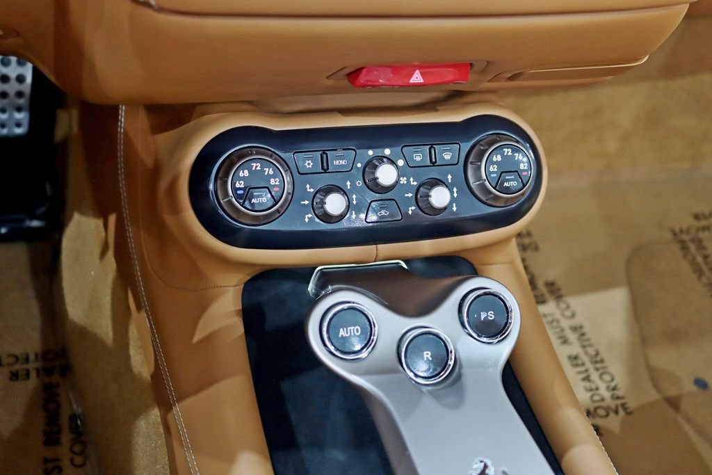 Used 2011 Ferrari California RWD image 24