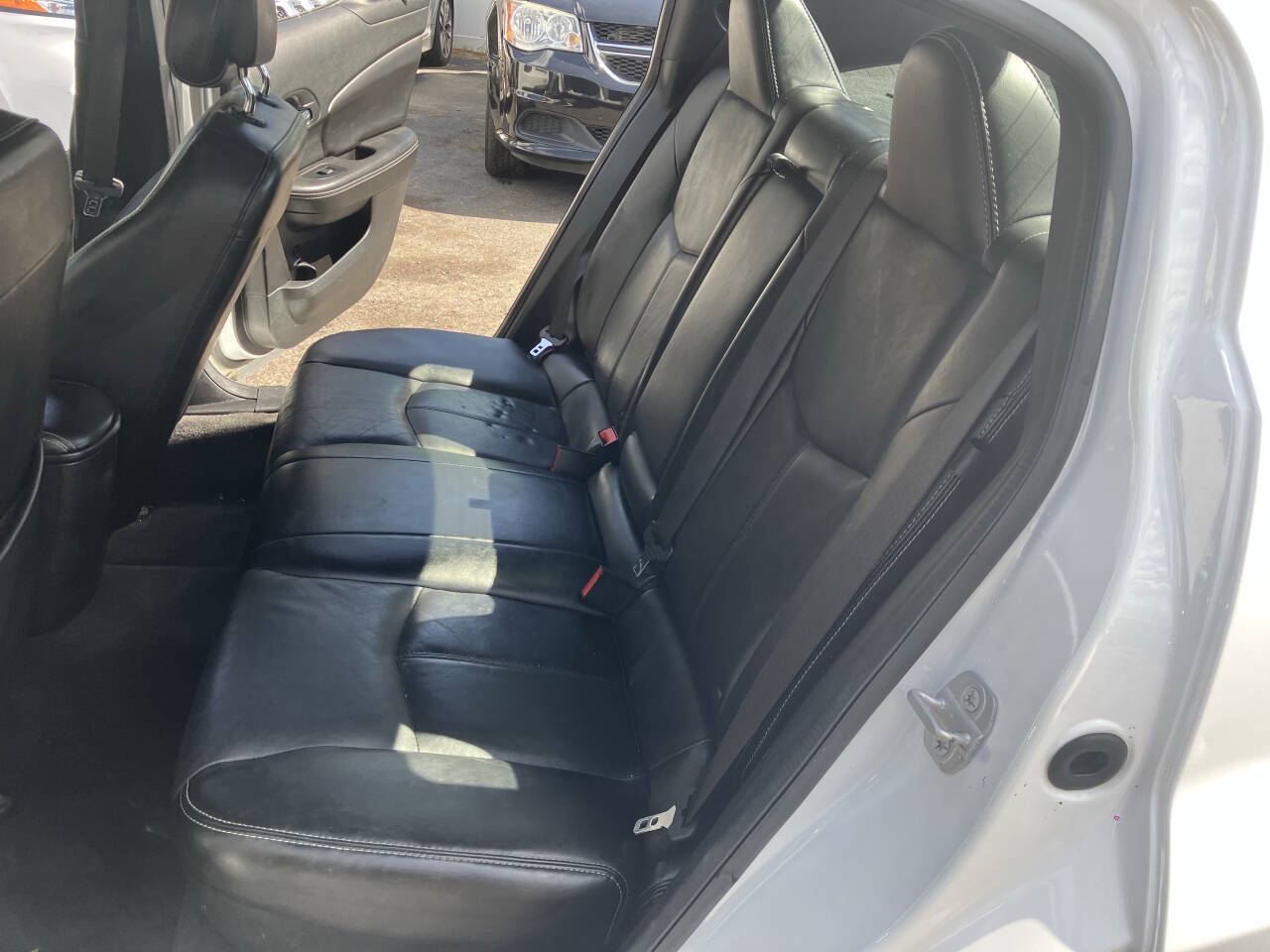Used 2014 Dodge Avenger SXT w/ Rallye Appearance Group FWD image 28