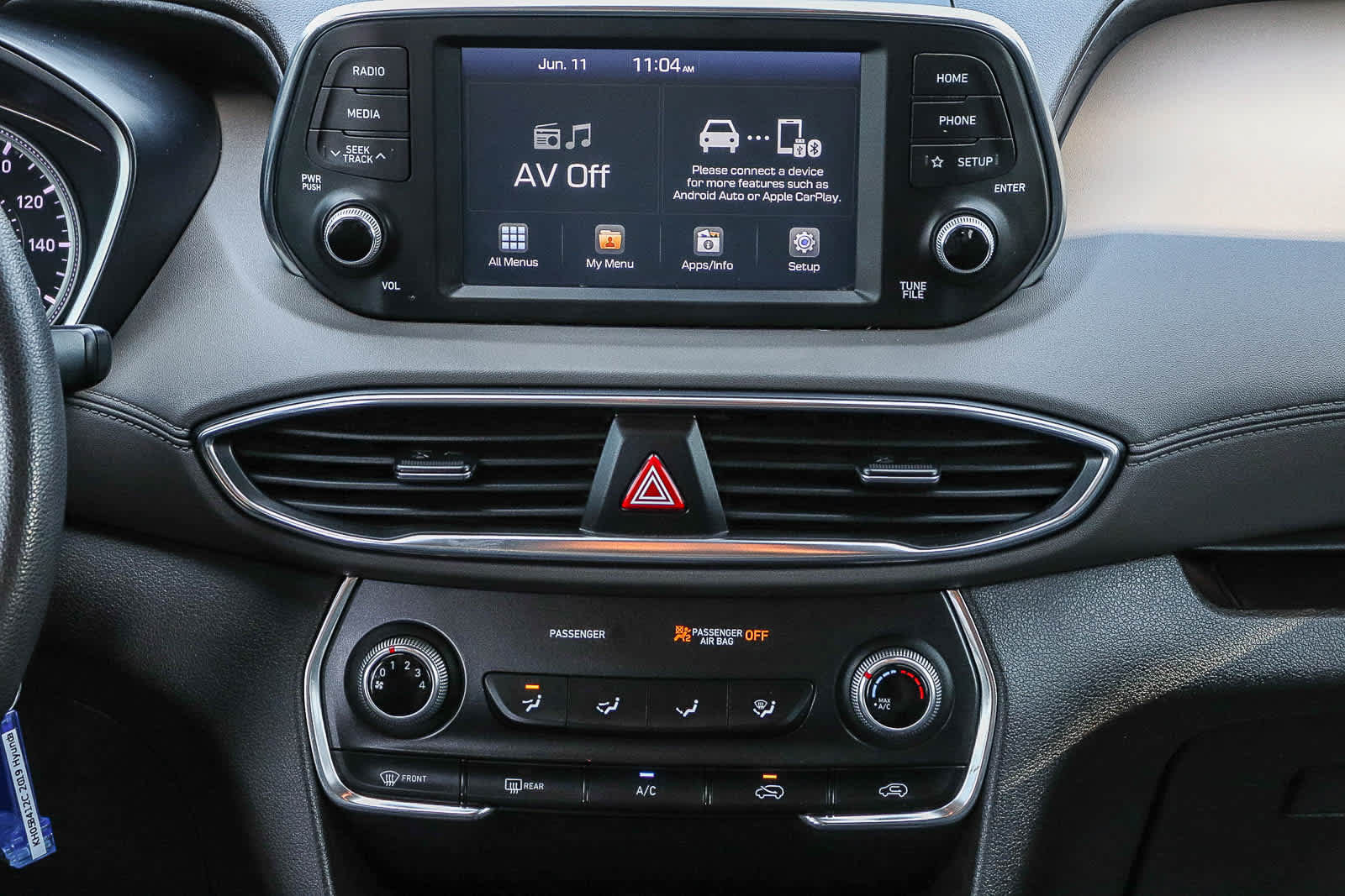 Used 2019 Hyundai Santa Fe SE AWD/4WD image 17