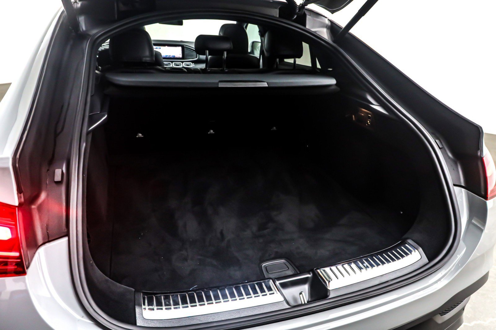 Used 2025 Mercedes-Benz GLE 53 AMG 4MATIC Coupe image 24