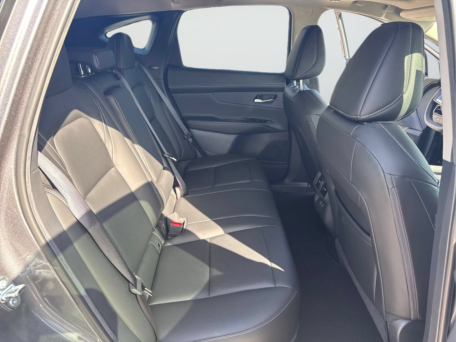 Certified 2025 Nissan Murano SL AWD/4WD image 39