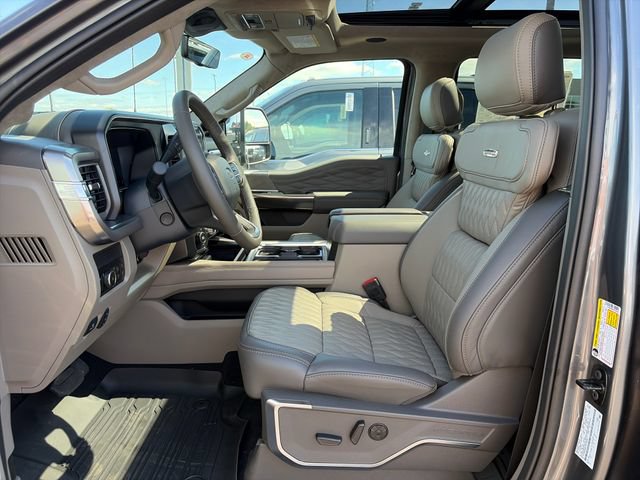 New 2027 Ford F450 Platinum w/ Platinum Plus Package AWD/4WD image 15
