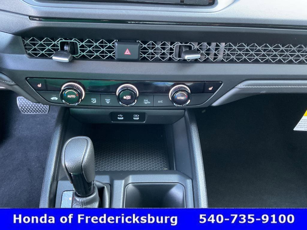 Certified 2025 Honda Accord SE image 36