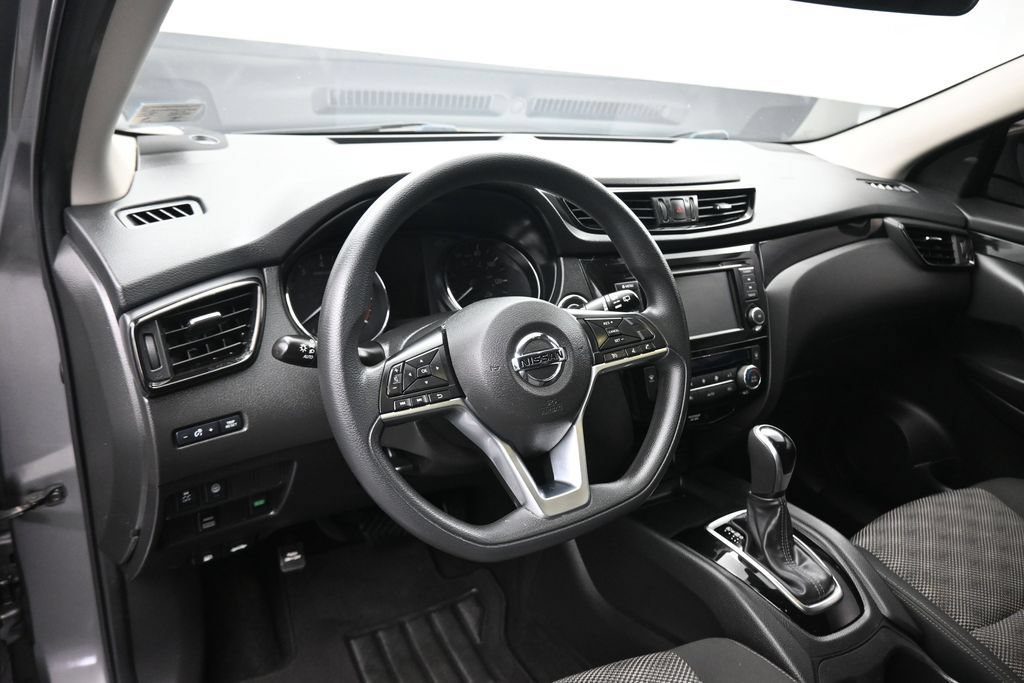 Used 2019 Nissan Rogue Sport SV AWD/4WD image 13
