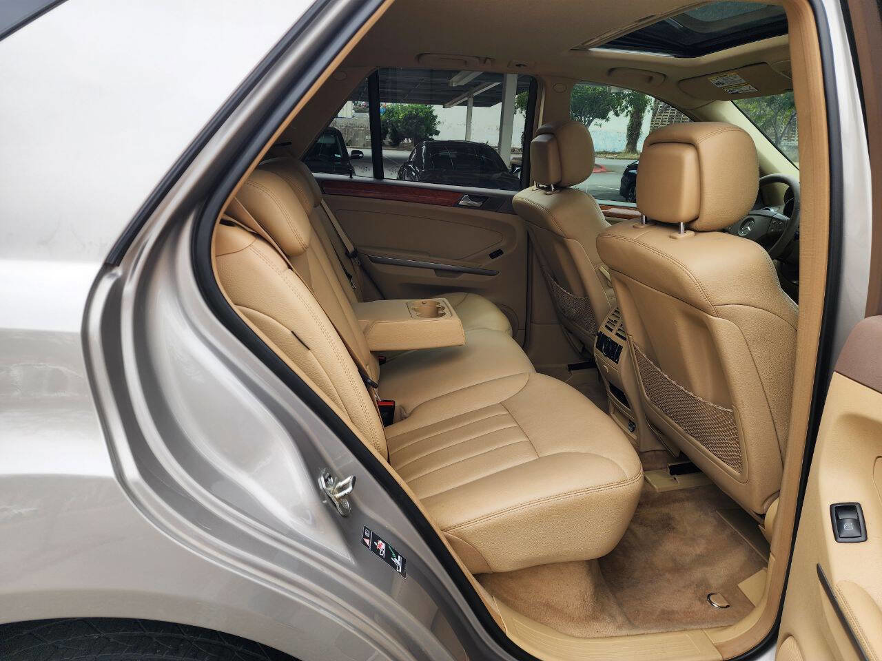 Used 2008 Mercedes-Benz ML 350 4MATIC image 16