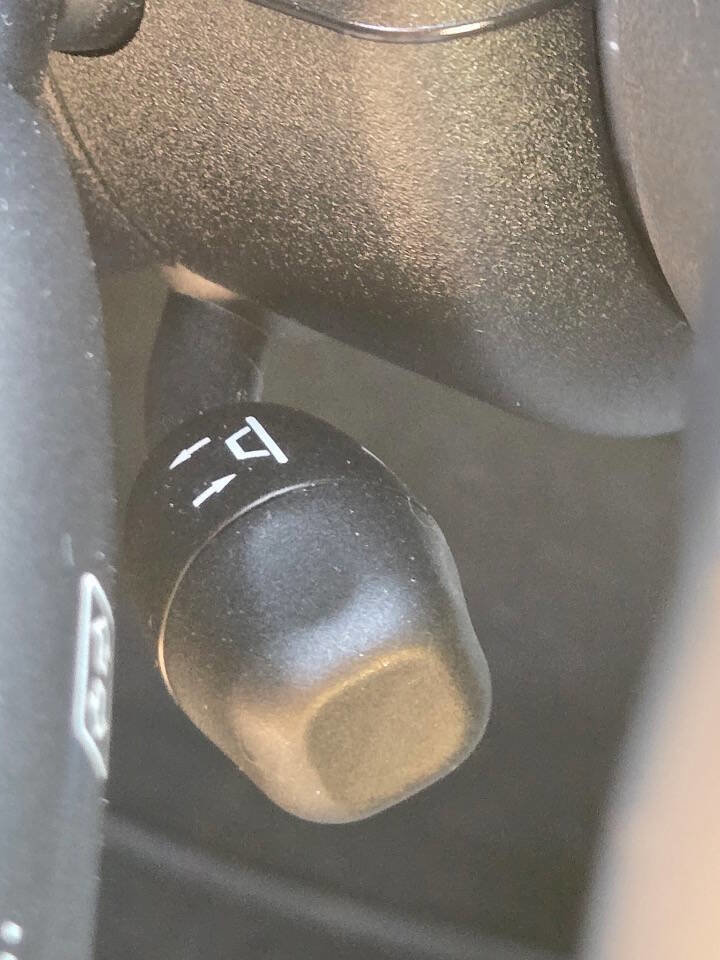 Used 2012 Mercedes-Benz E 350 BlueTEC Sedan image 25