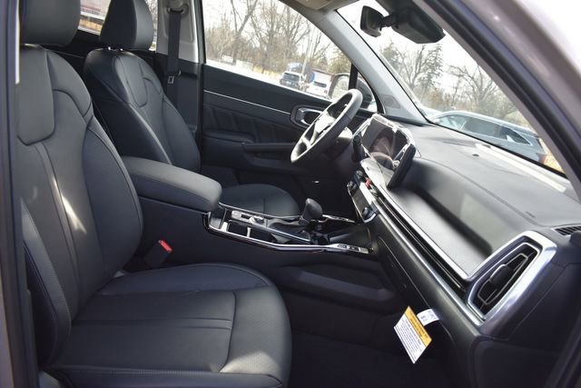 New 2026 Kia Sorento SX image 16