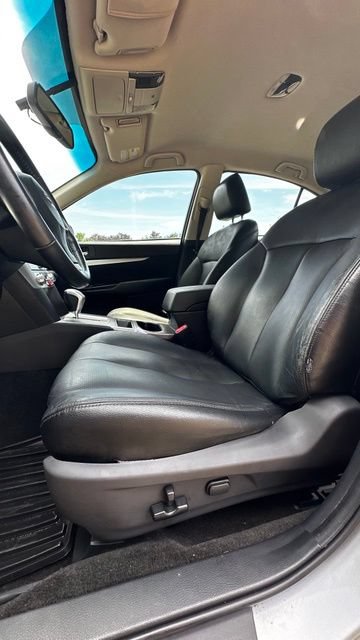 Used 2012 Subaru Legacy 2.5i Premium AWD/4WD image 14