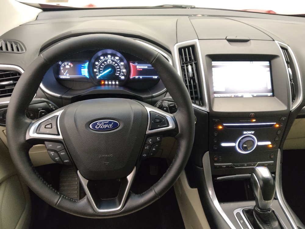 Used 2015 Ford Edge Titanium AWD/4WD image 22
