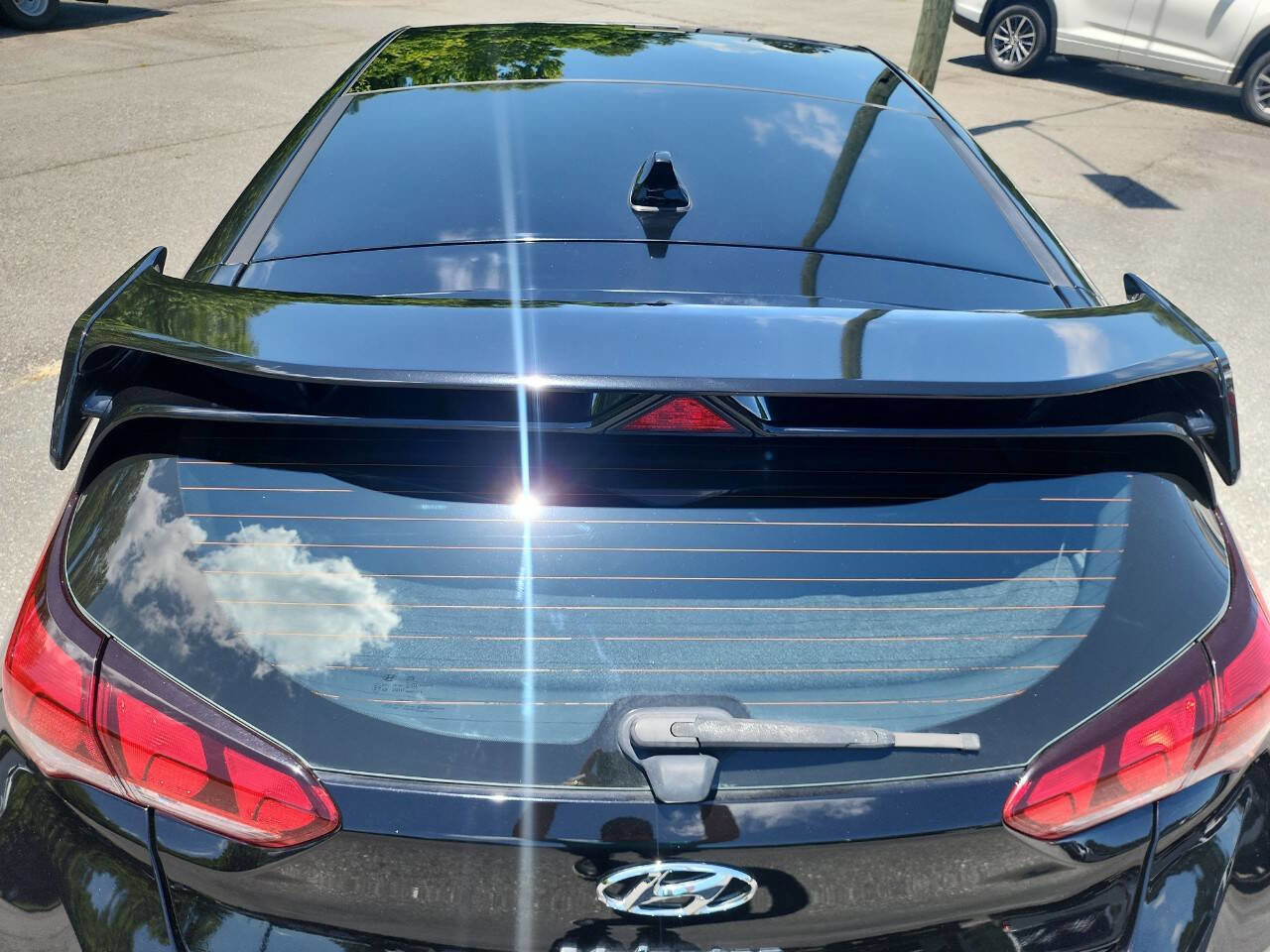 Used 2019 Hyundai Veloster 2.0 Premium image 16