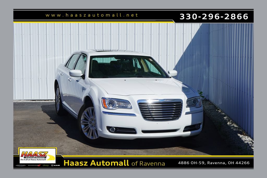 Used 2013 Chrysler 300 AWD w/ Driver Convenience Group video 1