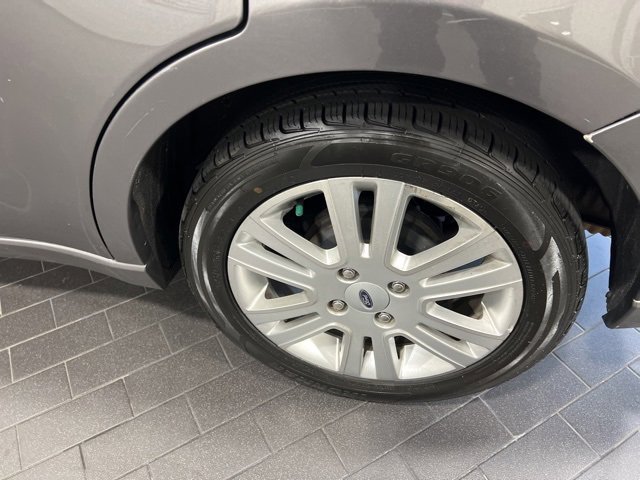 Used 2009 Ford Focus SEL image 33