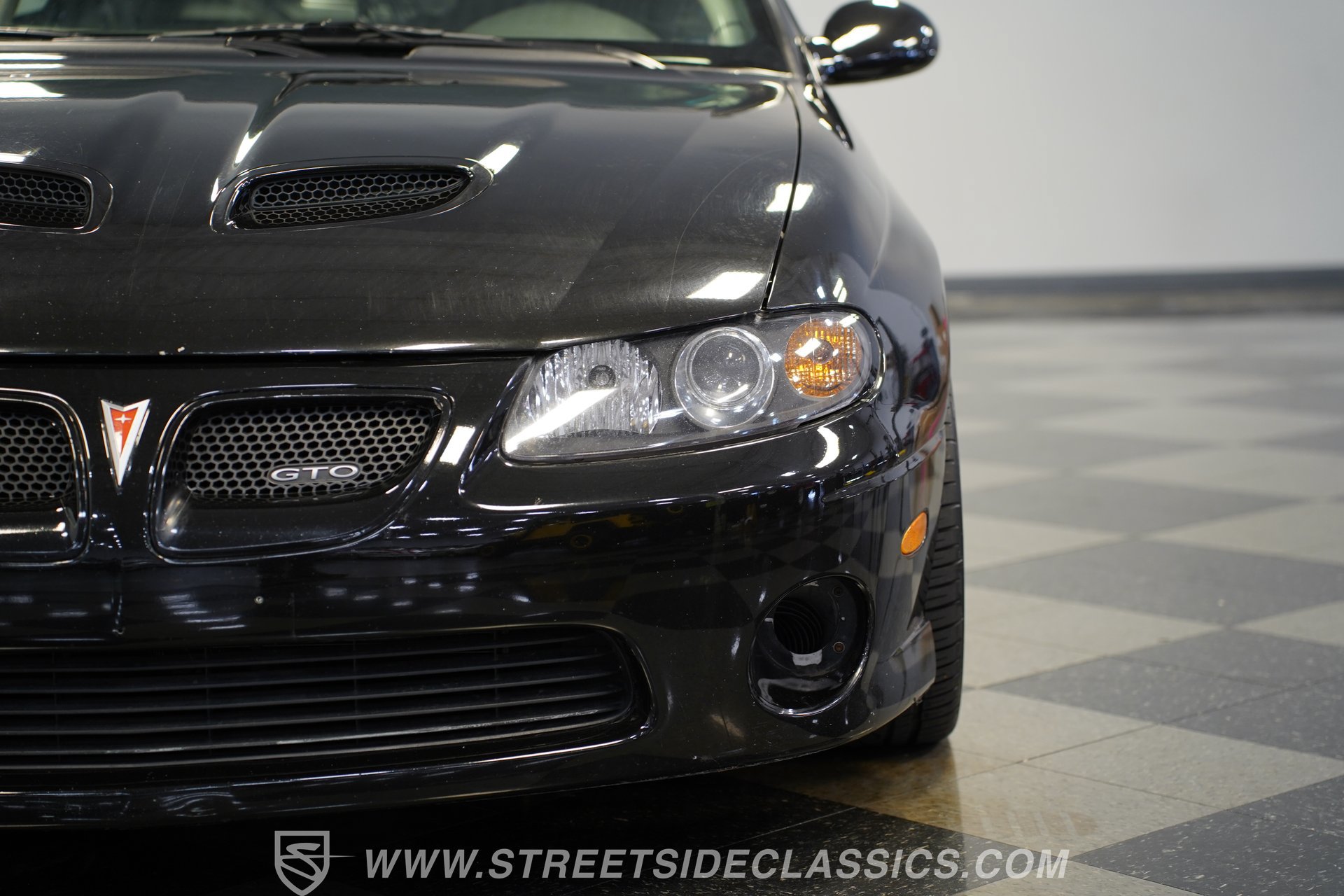 Used 2005 Pontiac GTO RWD image 21