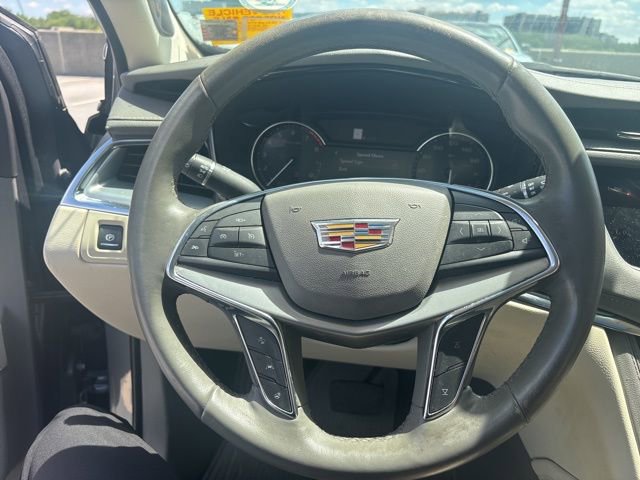 Used 2020 Cadillac XT5 Premium Luxury AWD/4WD image 8