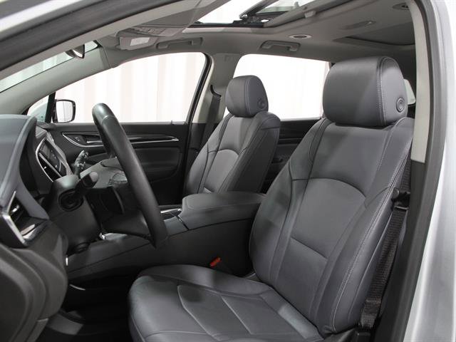 Used 2021 Buick Enclave Premium w/ Sun and Sites Package image 5