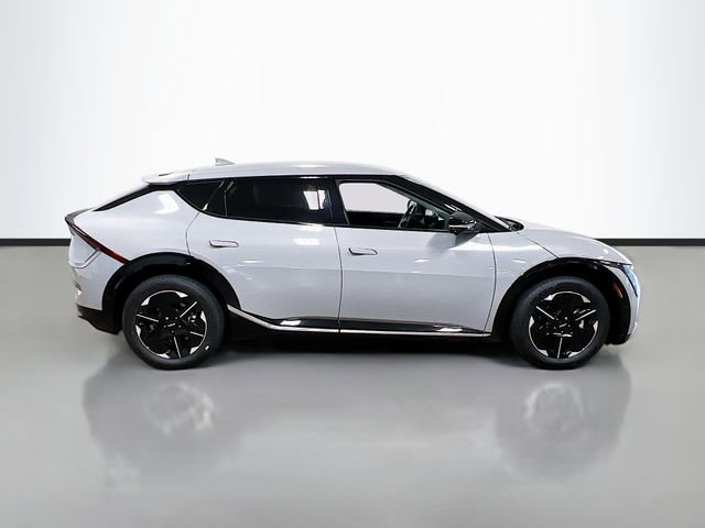 New 2025 Kia EV6 Wind image 8
