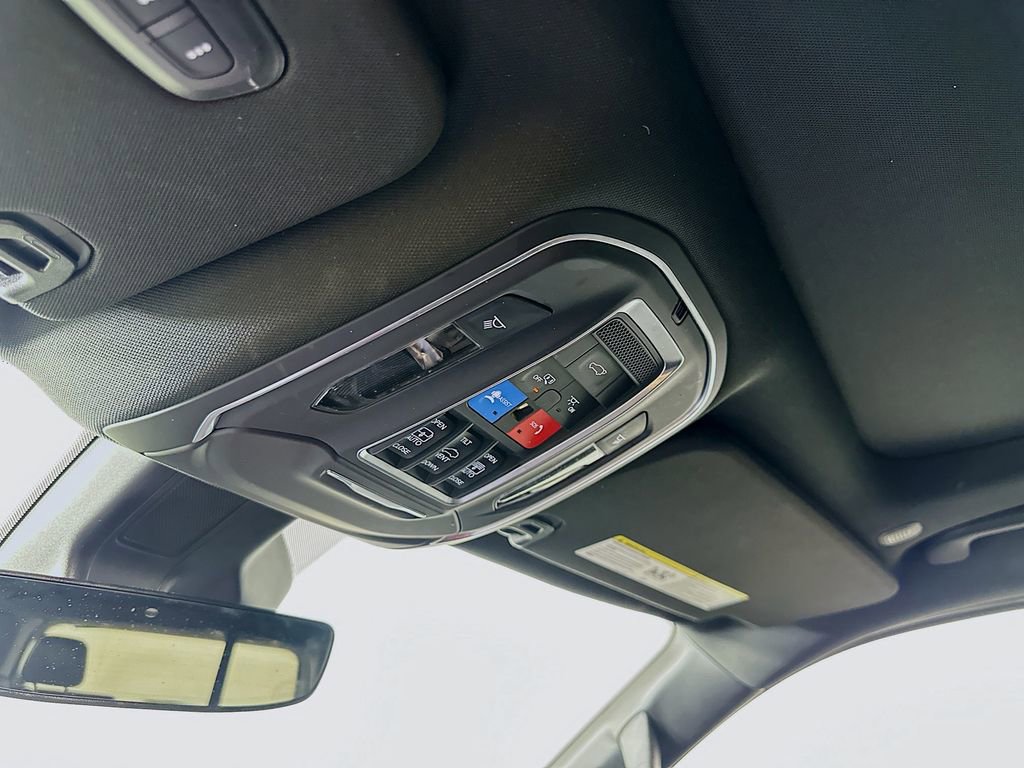 Used 2022 Jeep Wagoneer Series III w/ Premium Group I image 37