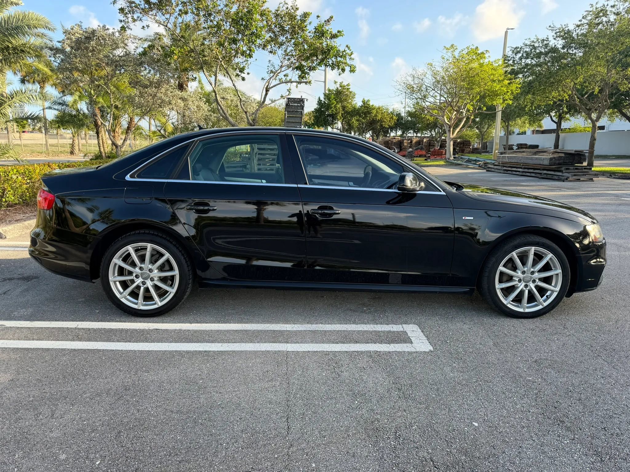 Used 2016 Audi A4 2.0T Premium w/ Convenience Plus Package FWD image 10