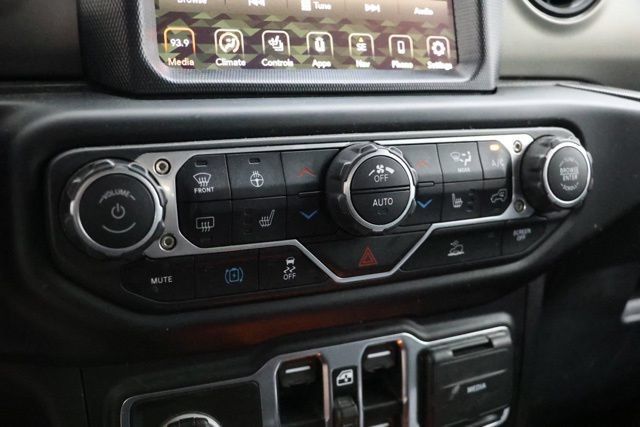 Used 2023 Jeep Wrangler Unlimited w/ Sun & Screen Package AWD/4WD image 31