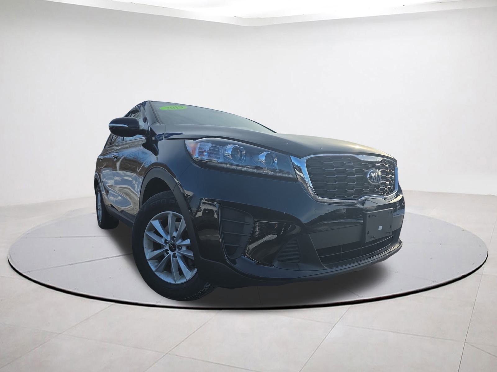 Used 2019 Kia Sorento LX image 9