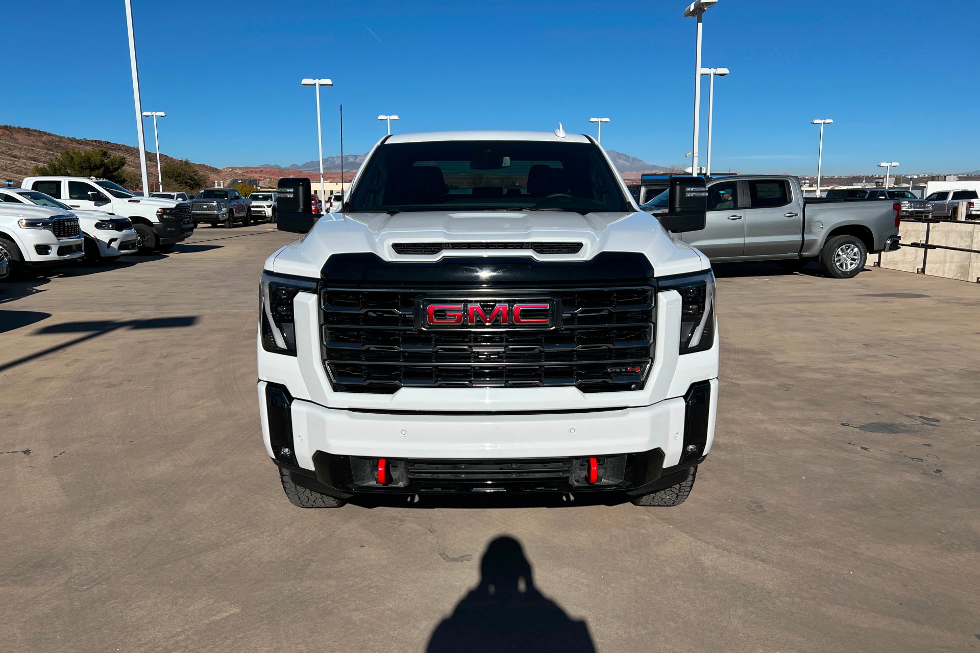 Certified 2025 GMC Sierra 2500 AT4 image 9