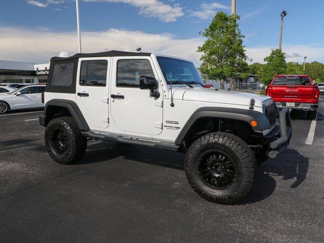Used 2018 Jeep Wrangler Unlimited Sport w/ Connectivity Group image 12