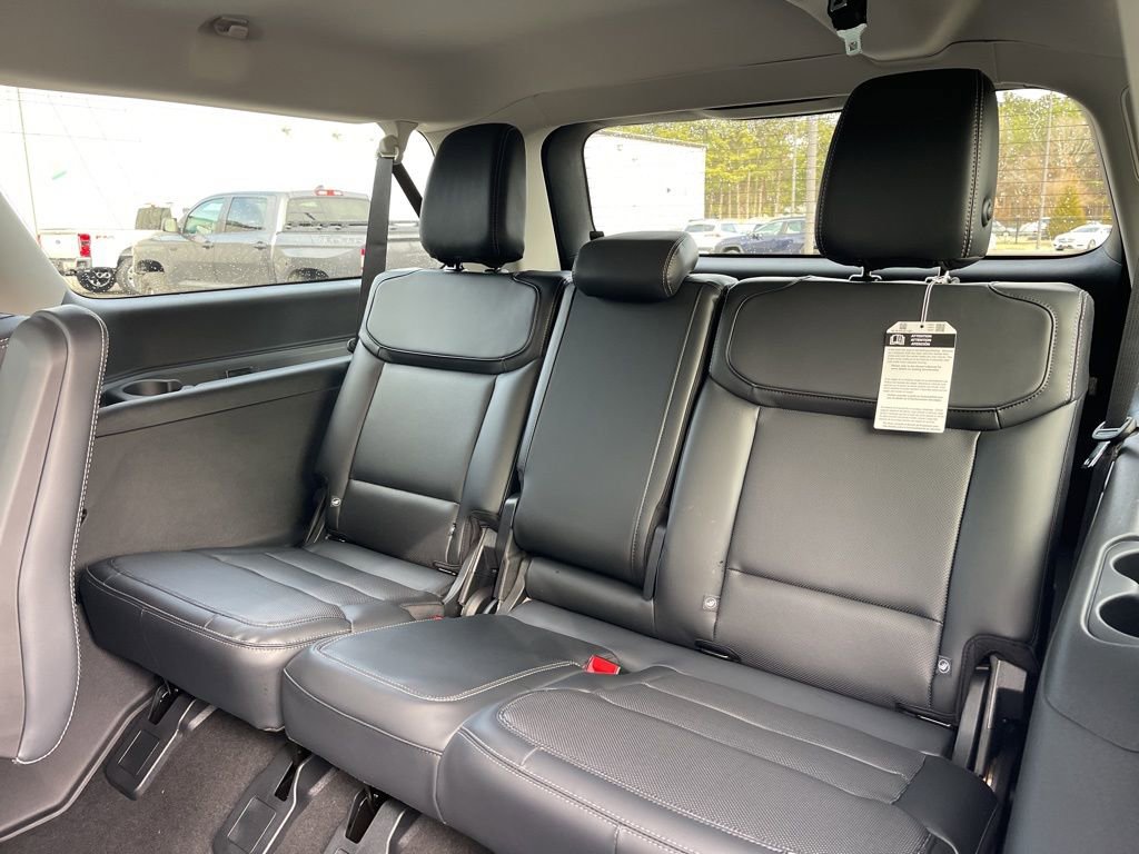 New 2026 Ford Expedition Max Platinum w/ Driver's Package image 19