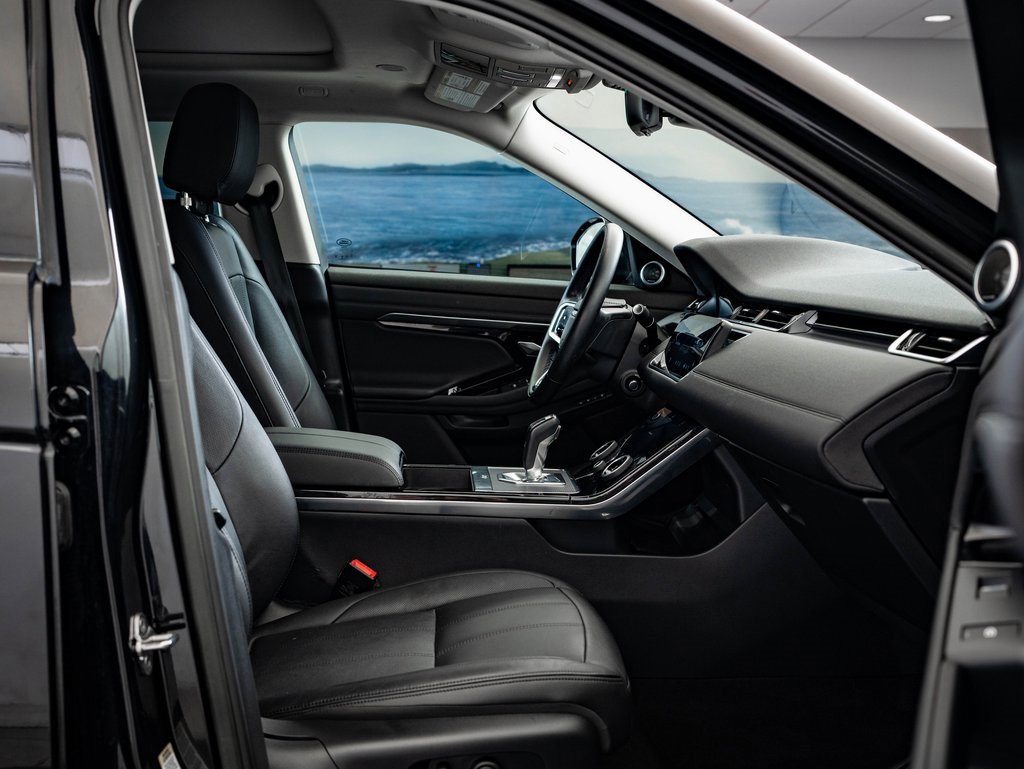 Used 2023 Land Rover Range Rover Evoque SE image 25