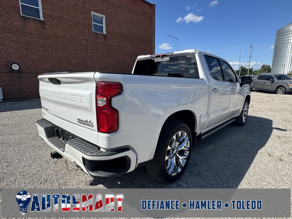 Used 2019 Chevrolet Silverado 1500 High Country w/ Technology Package image 4