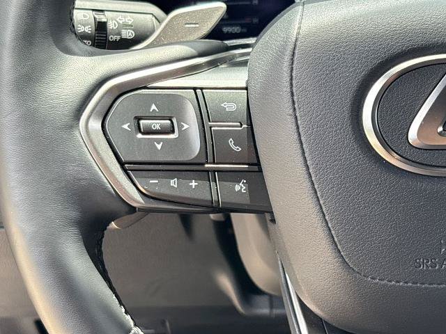Used 2025 Lexus GX 550 w/ Accessory Package (Z1) AWD/4WD image 18