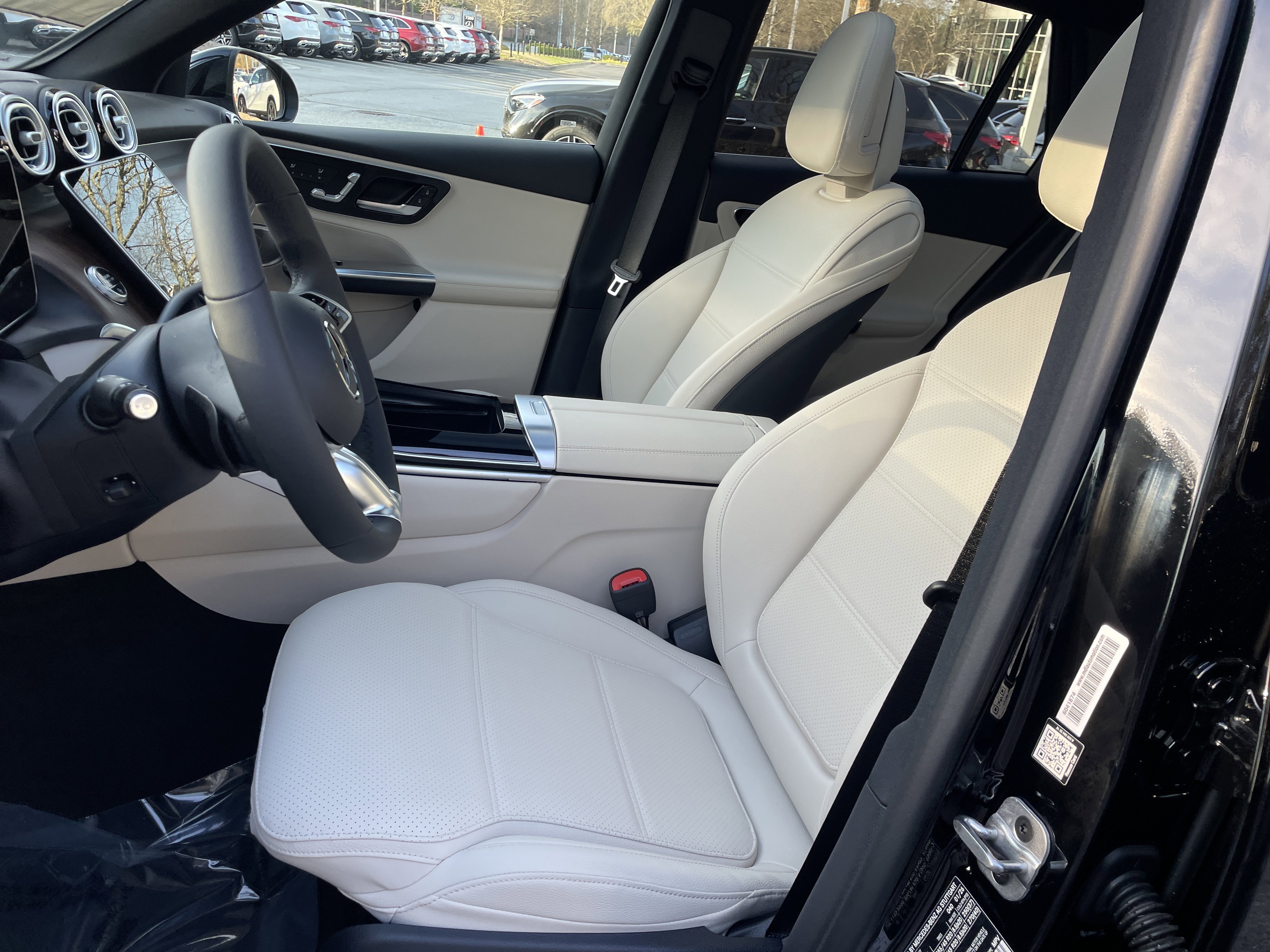 New 2026 Mercedes-Benz GLC 300 image 21