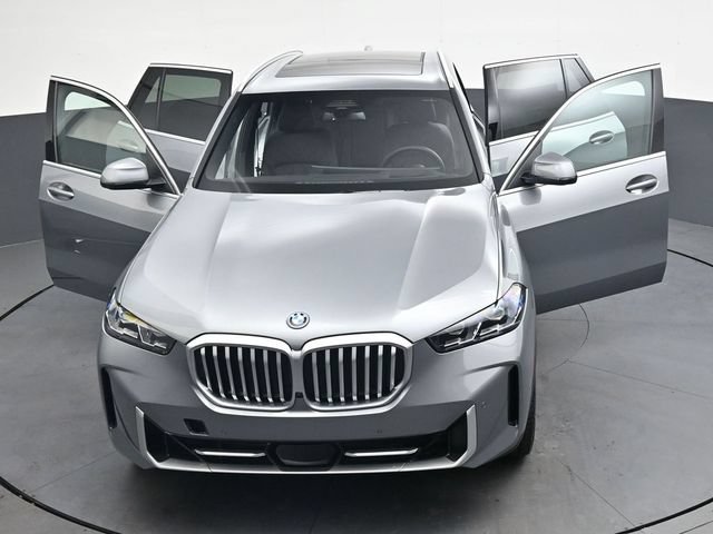 New 2026 BMW X5 xDrive50e AWD/4WD image 40
